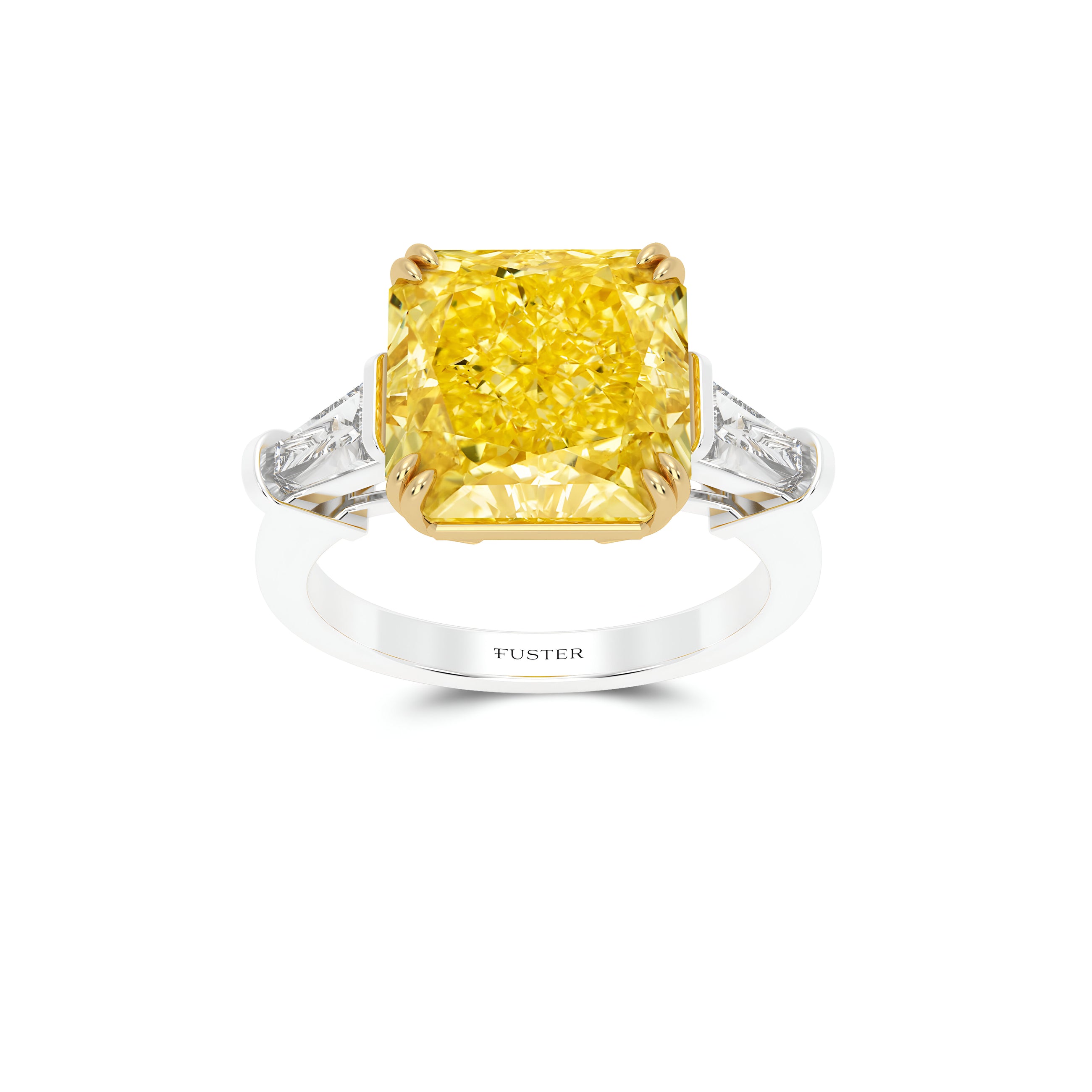 Bague de haute joaillerie taille coussin en diamant jaune