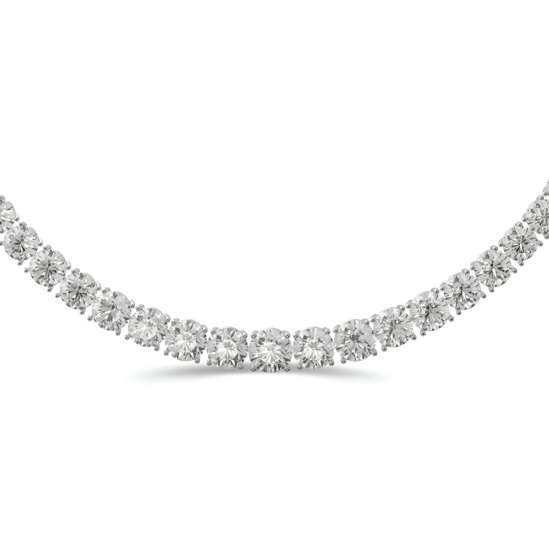 Klassische Halskette mit rundem weißen Brillantdiamanten