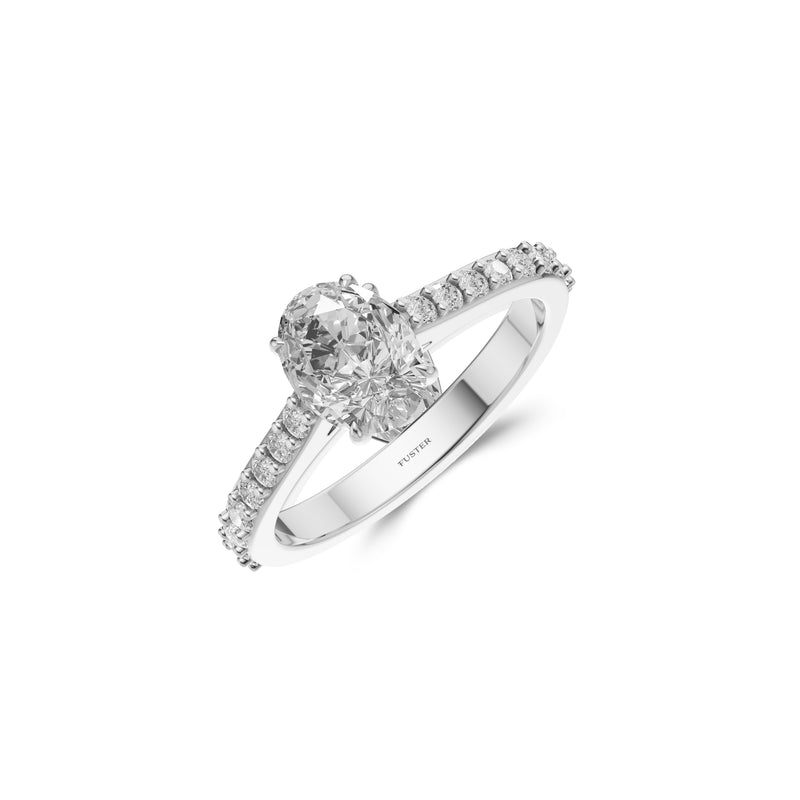 Bague de fiançailles en diamant ovale Flame