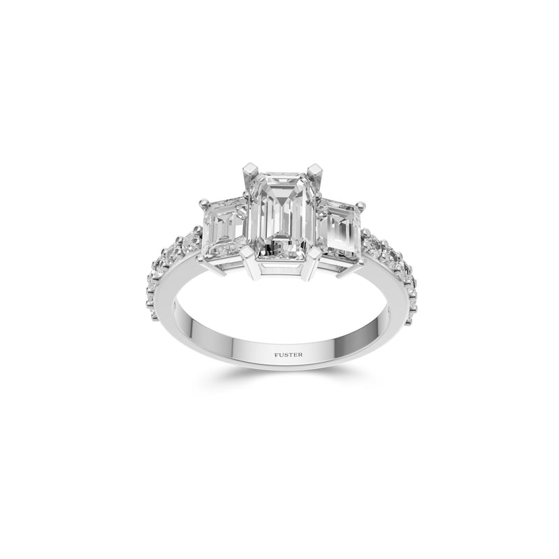 Bague de fiançailles en diamant baguette à deux faces et taille émeraude flamboyante