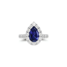 Anillo de compromiso con diamantes de talla cojín en forma de pera