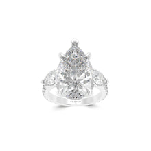 Majestic Pear-Shaped Diamond Ring
