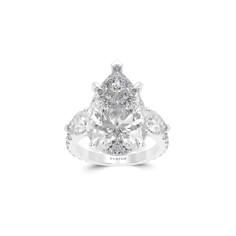 Majestic Pear-Shaped Diamond Ring
