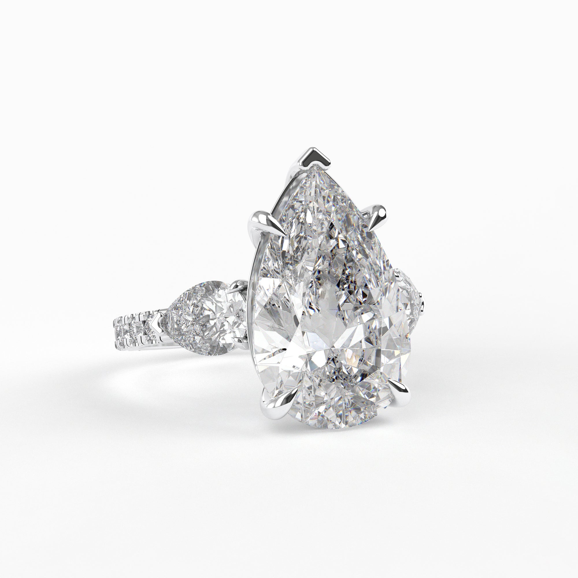 Majestic Pear-Shaped Diamond Ring