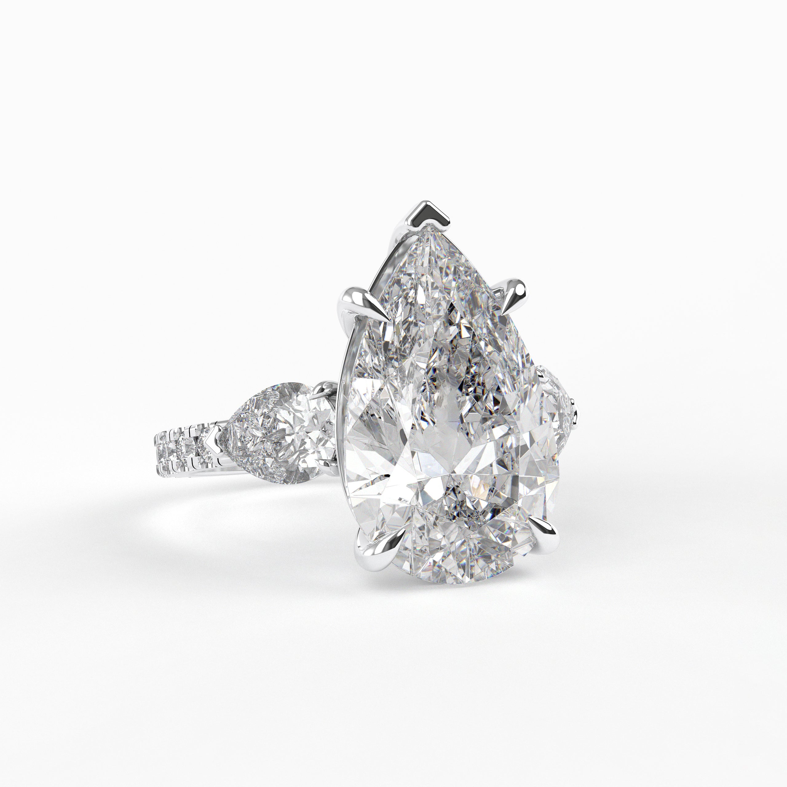 Majestic Pear-Shaped Diamond Ring