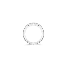 Fuster’s Diamond Wedding Band