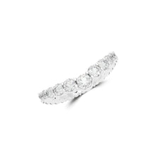 Fuster’s Diamond Wedding Band