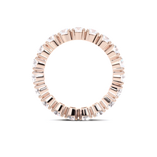 Anillo de diamantes con engaste de corona 