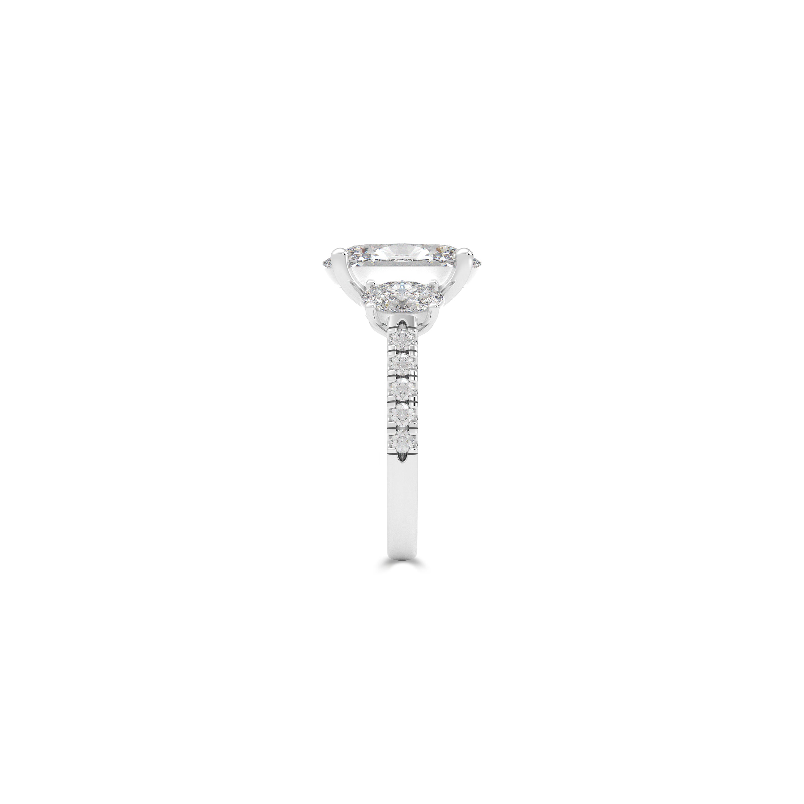 Oval Diamond Ring – Boutique Exclusive