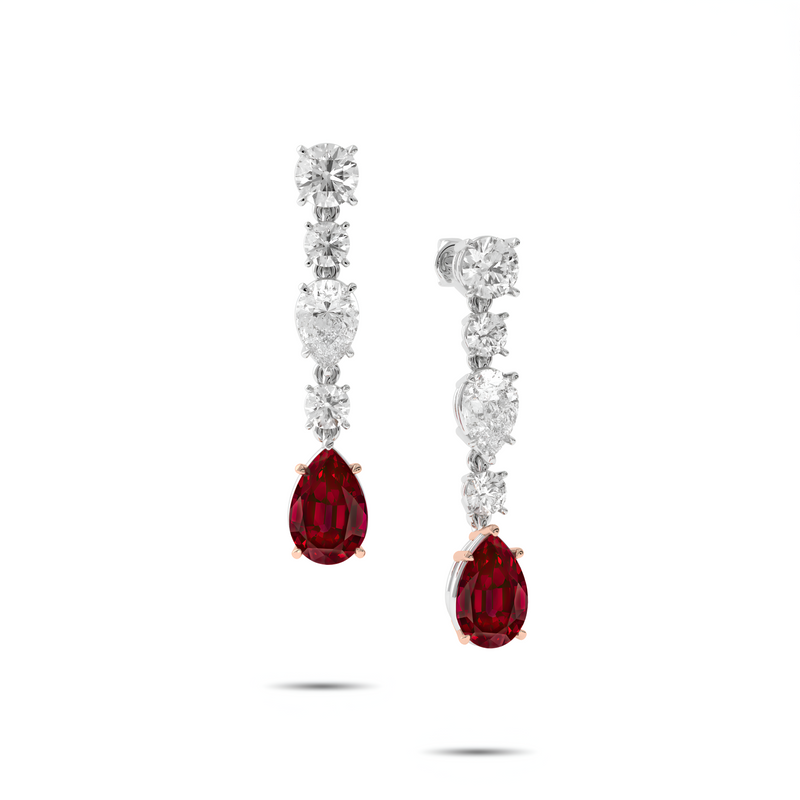 Pendientes clásicos de diamantes y esmeraldas Infinity 