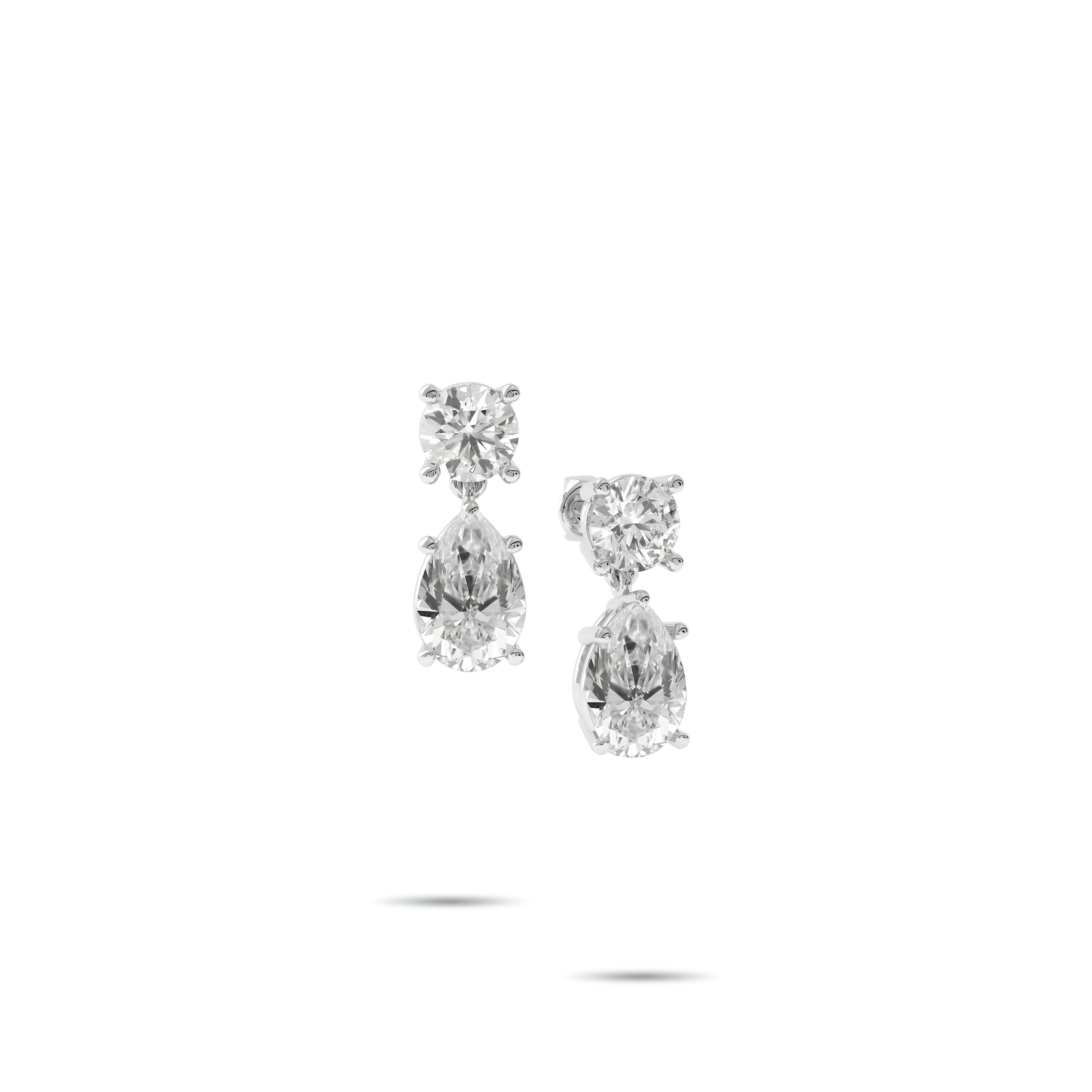 Pendientes clásicos de diamantes y esmeraldas Infinity 