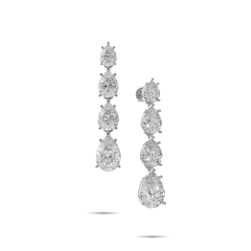 Pendientes clásicos de diamantes y esmeraldas Infinity 
