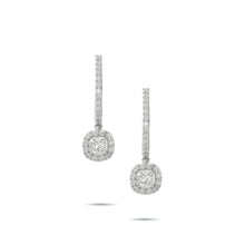 Pendientes clásicos de diamantes y esmeraldas Infinity 