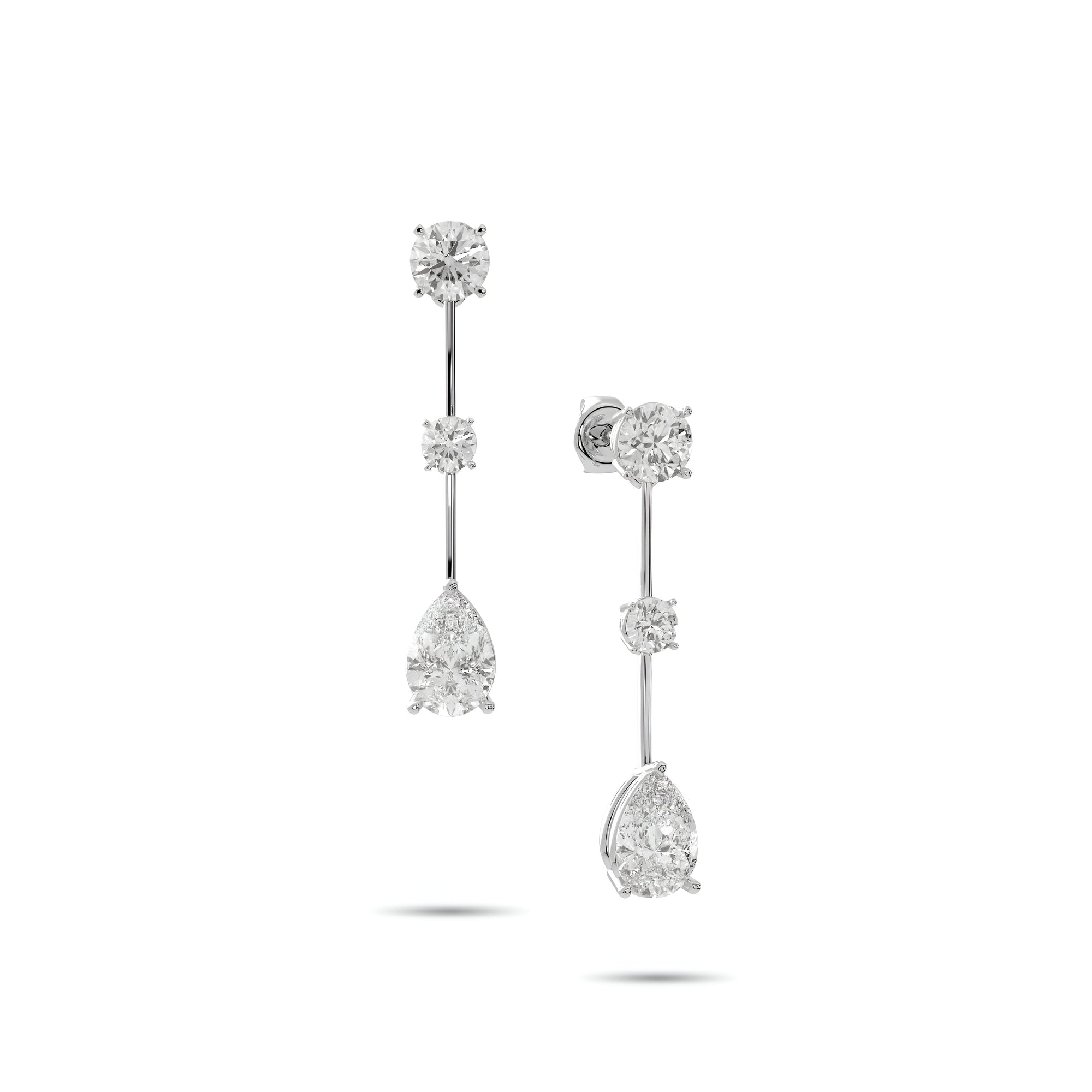Pendientes clásicos de diamantes y esmeraldas Infinity 